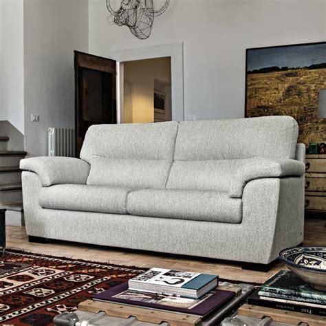 Sconto del 30% sul divano letto corner, un divano letto comodo il divano letto con materasso alto 18 cm si apre con un semplice movimento, pensato per chi deve utilizzarlo tutti i giorni. Poltronesofa 2016 catalogo prezzi divani e poltrone