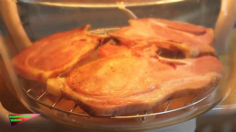 (if your pork chops are a little dry, rinse and shake off then dredge no egg needed). RPV: Pork Chops Cooking In Convection Oven Time Lapse ...