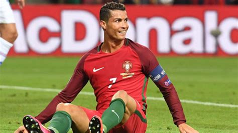 Chính vì vậy, họ hoàn toàn có. Bồ Đào Nha - Áo: Tỉnh ngay thôi Ronaldo! - Mùa giải bóng ...