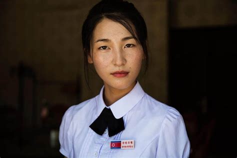 23 Portraits Of Women Who Live In North Korea Petapixel