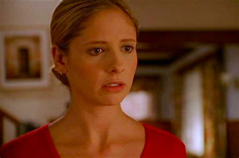 Sarah Michelle Gellar Reveals Her Top 3 Favorite Buffy The Vampire