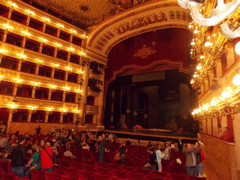 Napoli La Visita Guidata Al Teatro San Carlo Patrimonio Dellumanità