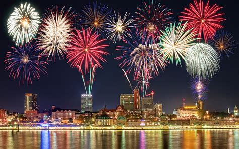 New Year Fireworks Midnight Lights Building City Wallpaper 2880x1800