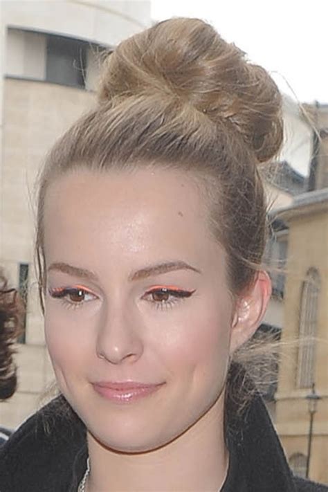 Bridgit Mendlers Hairstyles And Hair Colors Steal Her Style