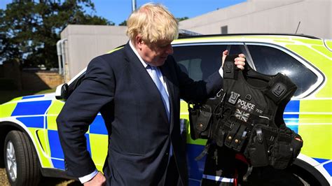 Boris Johnsons Plan To Hire Police Officers Will Start Within Weeks Report Focus News