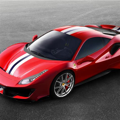 Jun 11, 2021 · ferrari's former chief executive louis camilleri unveiled the brand extension strategy, which includes fashion, restaurants and other luxury experiences, in 2019 just before the coronavirus. Ferrari 2019 Models: Complete Lineup, Prices, Specs & Reviews