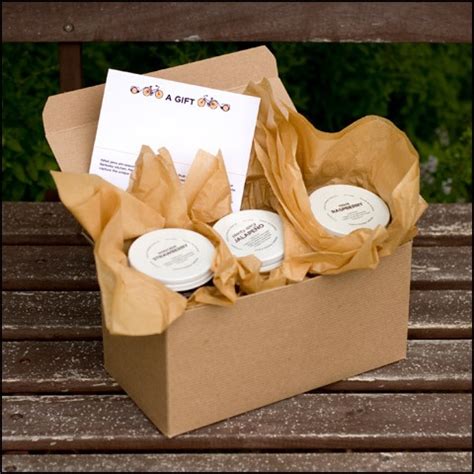 This box of spicy pickles is perfect for someone who likes a good amount of spice added to their food. INNA Jam Gift Box This Bold & Spicy combination includes a ...