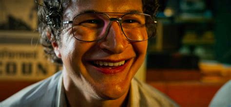 Who Plays Alexei On Stranger Things Fans Are Obsessed With The Season 3 Character Popbuzz