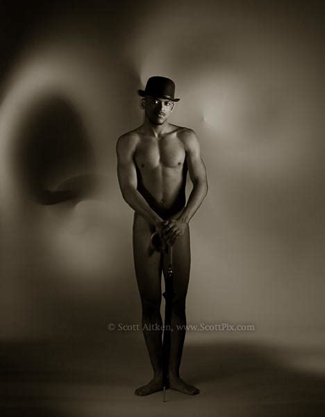 Photo The Naked Gentleman