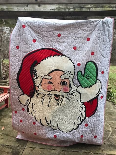 Swell Santa Quilt Etsy In 2020 Santa Quilt Holiday Quilts