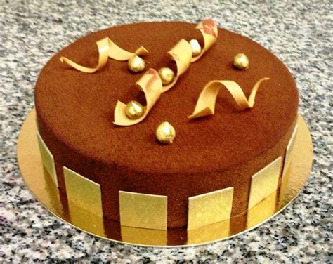 Millionaire S Shortbread Entremet William Pear Hazelnut Dark