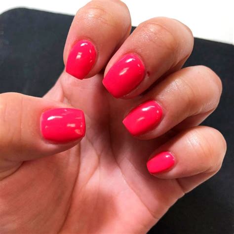 The Best Short Acrylic Nails That You Must Try In 2023