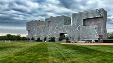 MIT Student Housing Steven Holl, 1998-2002 | Città