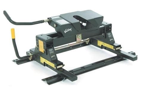 This is especially important for those who need to tow their camper or trailer. 5th Wheel Hitch vs Gooseneck: Valley Towing Products