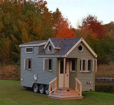 Enjoy The “single Life” In This 234 Square Foot Tiny House By Northern
