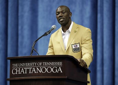 Terrell Owens Says He Wont Go Back To Pro Football Hall Of Fame Los