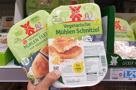 Angebote & preise testergebnisse bewertungen was wo im sortiment? Rügenwalder Mühle: Wird der Fleischproduzent bald komplett ...