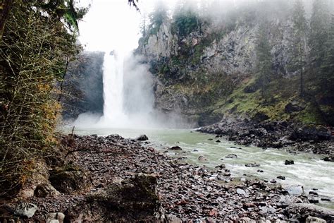 Snoqualmie Falls Wallpaper