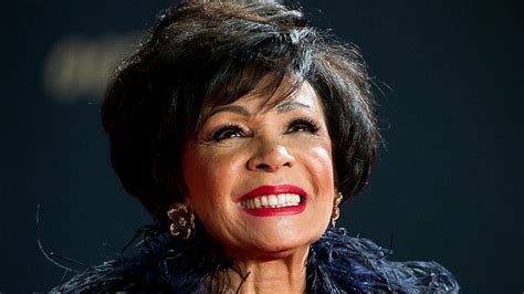 Shirley Bassey Jazz Singer Wiki Bio Age Height Weight Measurements Facts Quotes Famed