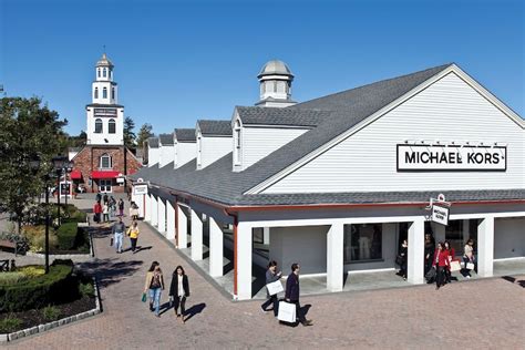 Woodbury Common Premium Outlets Shopping Tour From Nyc Best Design Idea