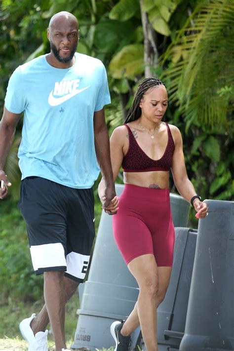 Exclusive Lamar Odom And Sabrina Parr Out For A Walk In Palm Beach As The Former Laker