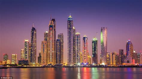 Albert Dros Photos Make Dubai Look Like A Metropolis From