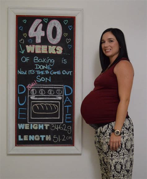 40 Weeks Pregnant Pregnant Belly Pregnant Belly Huge Couple
