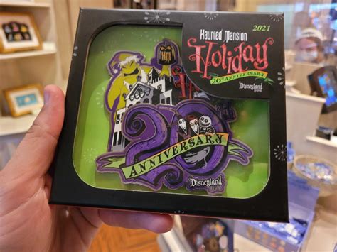 Photos New Limited Edition 20th Anniversary Haunted Mansion Holiday