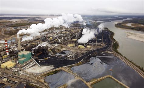 Keystone Xl Pipeline Debate Canadian Oil Sands Crude Produces Greater