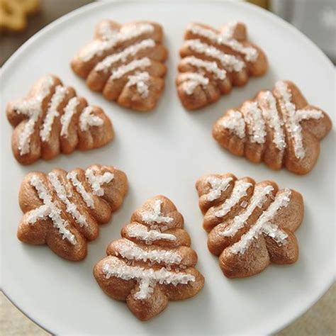 They're buttery and sweet and, with the right recipe, hold their intricate shape when baked. Paula Deen Spritz Cookie Recipe - Christmas Cookie Recipes ...