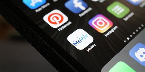 Mewe is a social site founded by mark weinstein in 2012. Apple pulls MeWe social network app from App Store for ...