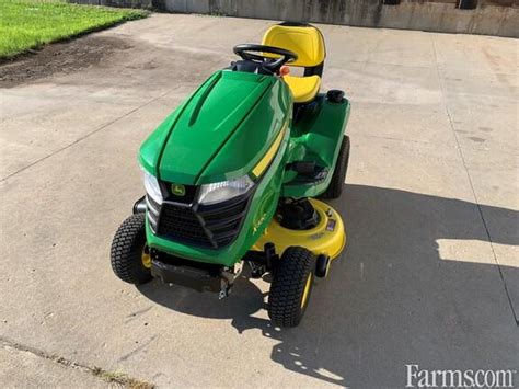 John Deere 2022 X330 Riding Lawn Mowers For Sale