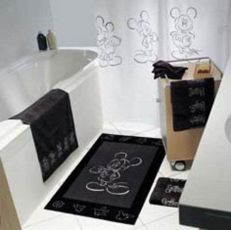 I couldn't find minnie and mickey mouse bathroom accessories so i created my own after seeing a picture online. Love the black & white! | Mickey bathroom, Mickey mouse ...