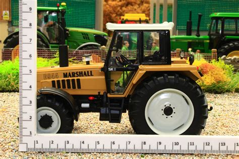 Mm2318 Marge Models Marshall D944 4wd Tractor Limited Edition Now I