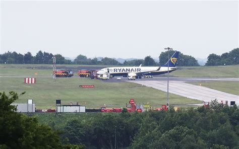 Leeds Bradford Airport Incident Sees Ryanair Plane Stuck On Runway