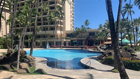 Hilton Hawaiian Village Waikiki Hotel Info And Insights Hawaii Private