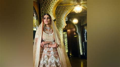 naagin 3 actress anita hassanandani looks gorgeous in bridal avatar india today