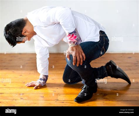 Kneeled Man Kneeling Down Looking Defeated Stock Photo Alamy