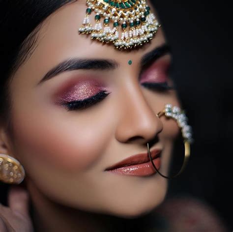 Stunning Eye Makeup Making Your Look Stand Out From The Crowd Weddingplz