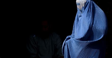 Le Maroc Interdit La Fabrication Et La Vente De La Burqa L Express