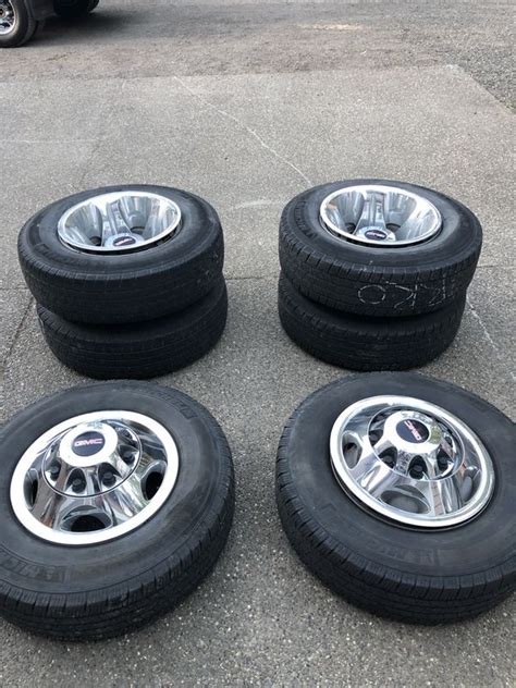 Dually Wheels 17” Steel Wheels With Gmc Covers For Sale In Silverdale