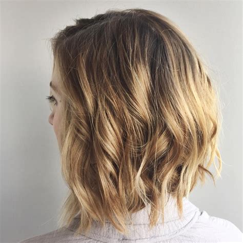 With simple looks yet contemporary. 30 Chic Everyday Hairstyles for Shoulder Length Hair 2020