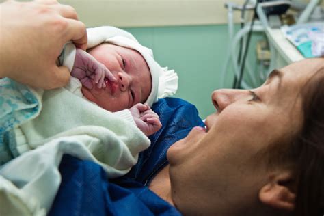 5 Different Types Of Childbirth And Delivery Methods You Should Know