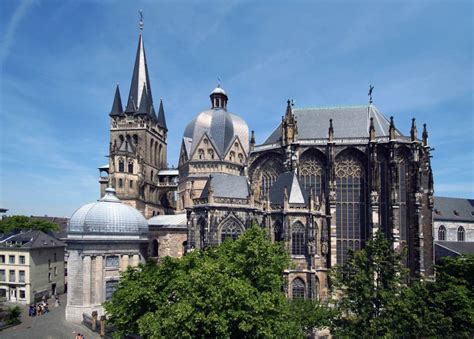 Neben tipps zum räuchern erhielten die 12 teilnehmer informationen zum beizen und zur lagerung. Ausflugsziel Aachener Dom in Aachen - DOATRIP.de