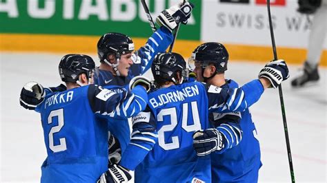 Das spiel finnland gegen russland ist eines der zehn spiele, die exklusiv bei magentatv laufen. Deutschland Finnland Eishockey / Eishockey-WM 2021: Schweden und Finnland verlieren ... : Die ...