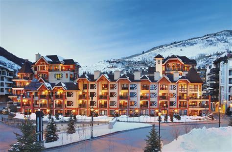 Lion Square Lodge In Vail Co Tourist Places In Usa Best Ski Resorts