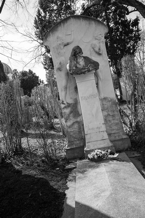 Vienna Central Cemetery Grave Johannes Brahms The Vienna C Flickr