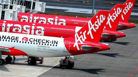 airasia plane with 162 aboard missing in indonesia abc13 houston