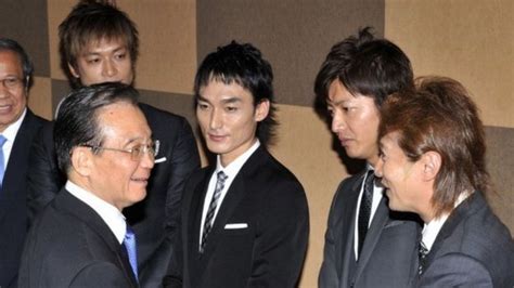 Japan Gripped By Fate Of Pop Group Smap Bbc News