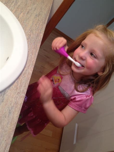 Rockee Toothbrush Review And Giveaway